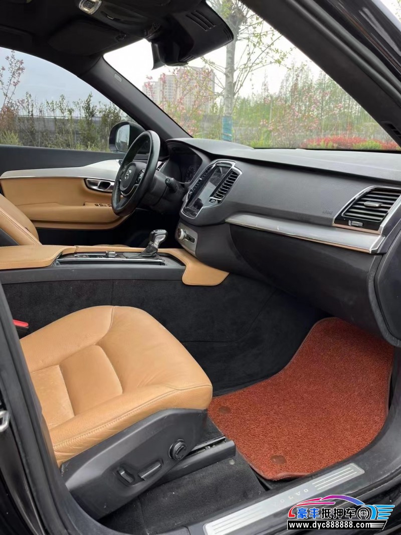 17年沃尔沃XC90轿车抵押车出售