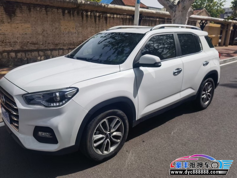 19年现代ix35轿车抵押车出售