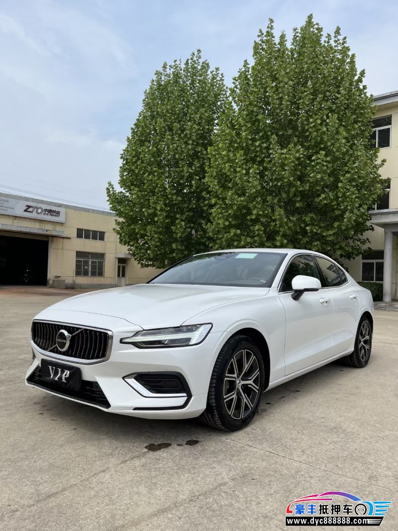 23年沃尔沃S60轿车抵押车出售