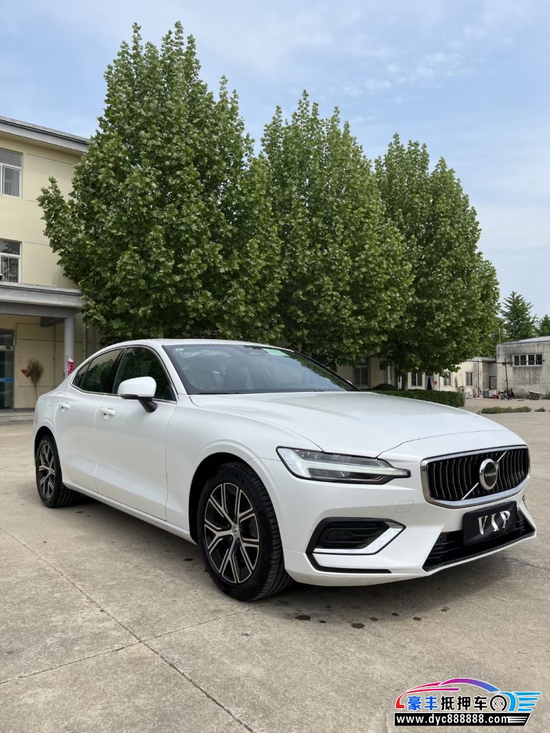23年沃尔沃S60轿车抵押车出售