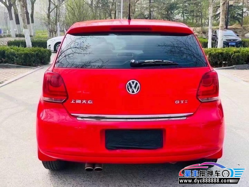 14年大众polo轿车抵押车出售