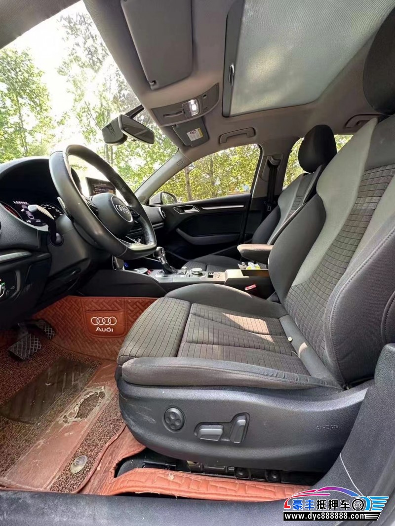 18年奥迪A3轿车抵押车出售