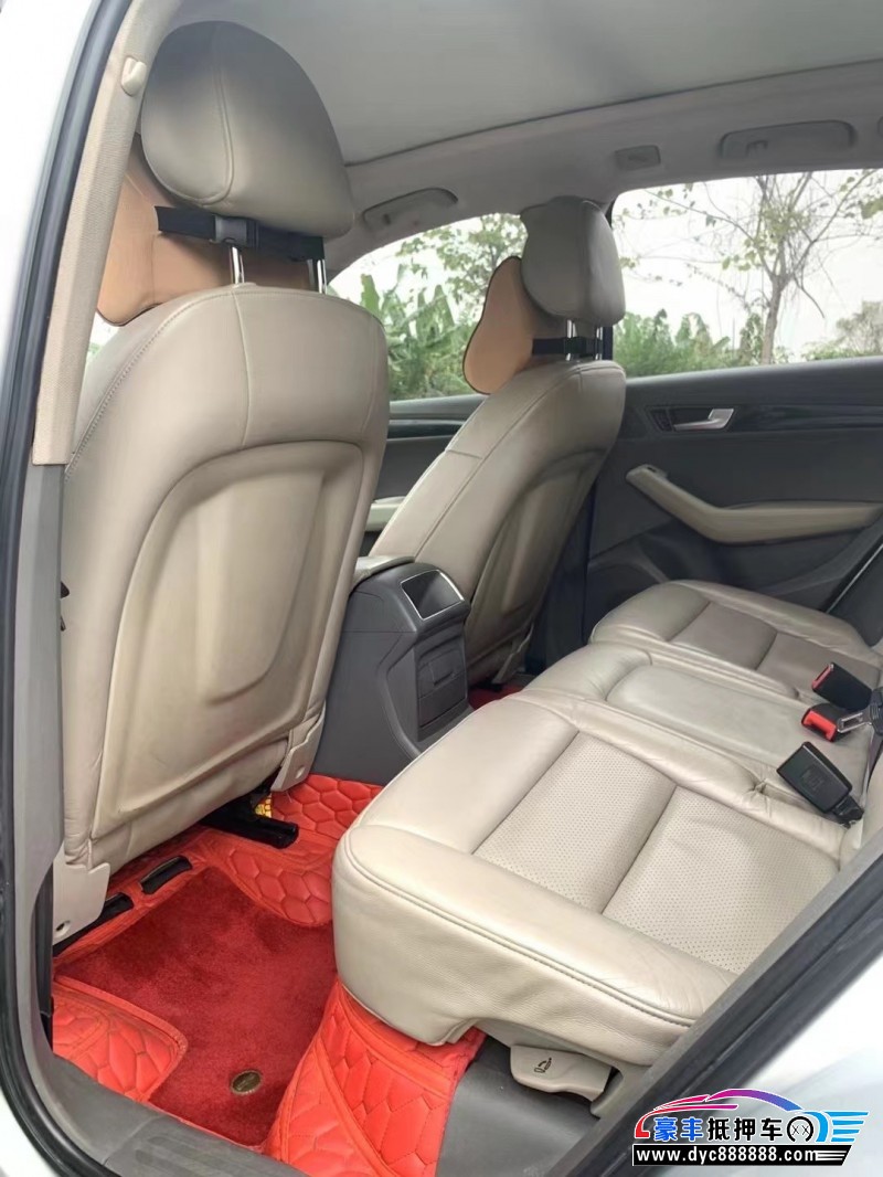 10年奥迪Q5轿车抵押车出售