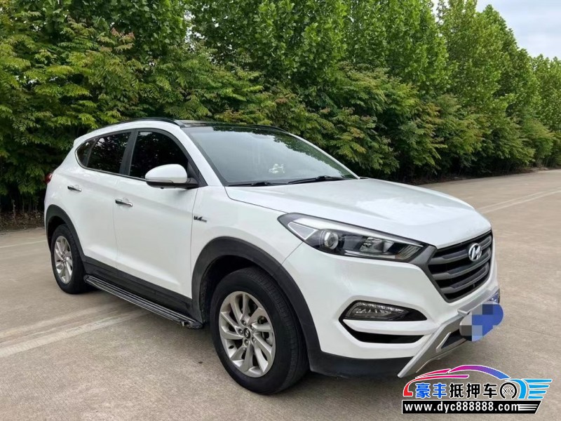 16年现代途胜轿车抵押车出售