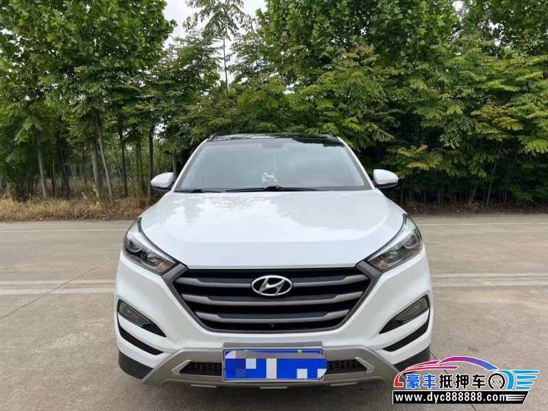 16年现代途胜轿车抵押车出售