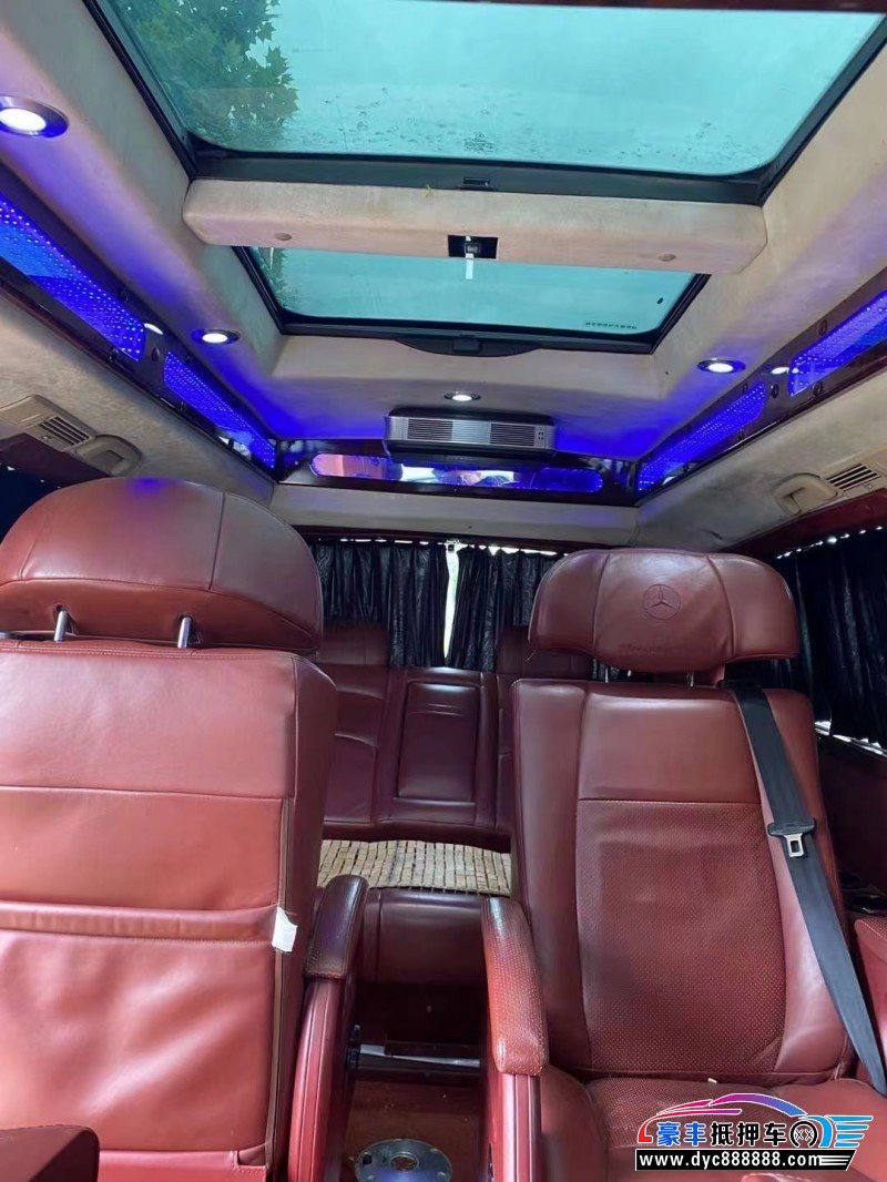 14年奔驰威霆MPV抵押车出售