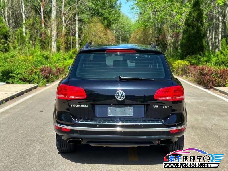 16年大众途锐轿车抵押车出售