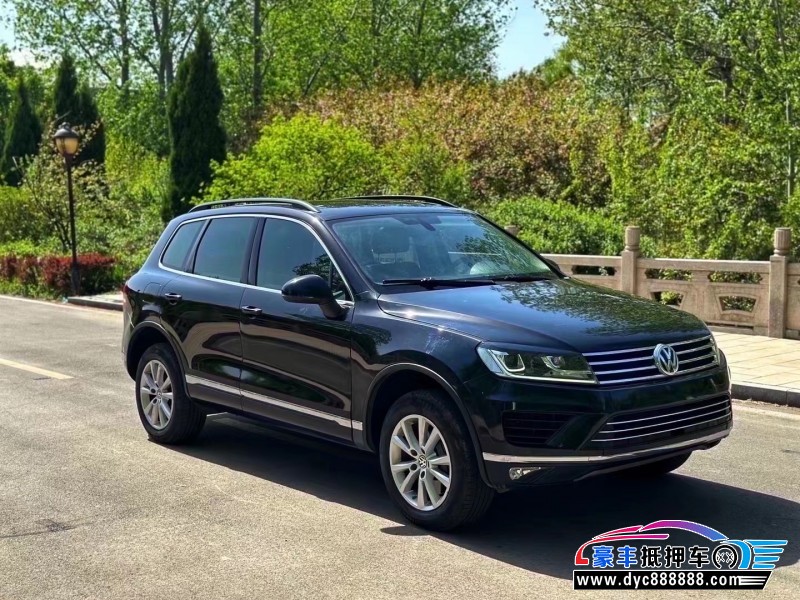 16年大众途锐轿车抵押车出售