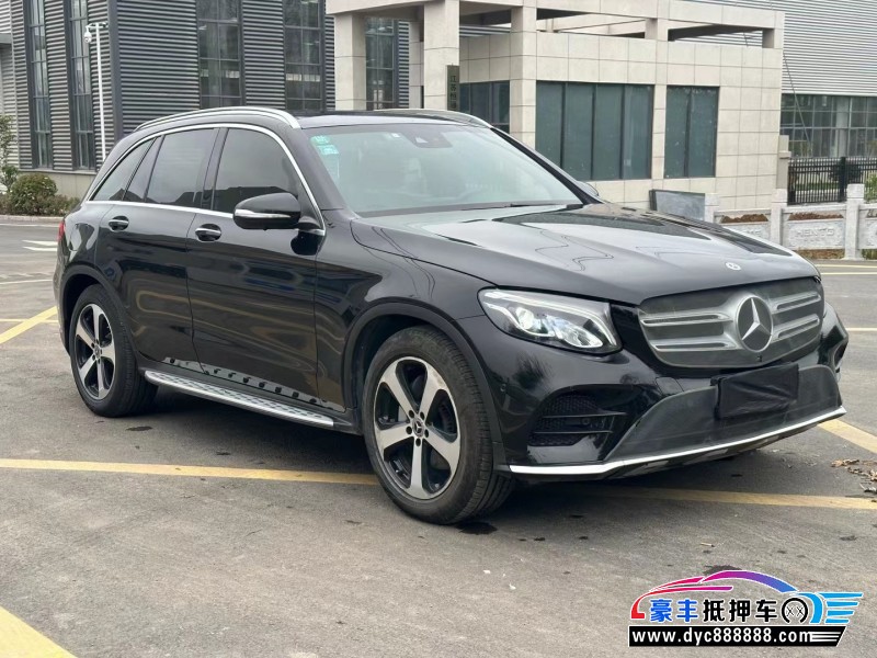 18年奔驰GLC轿车抵押车出售