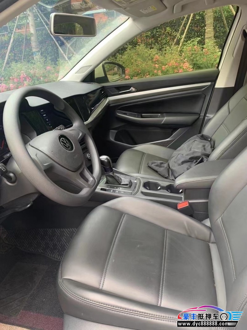 22年大众宝来轿车抵押车出售