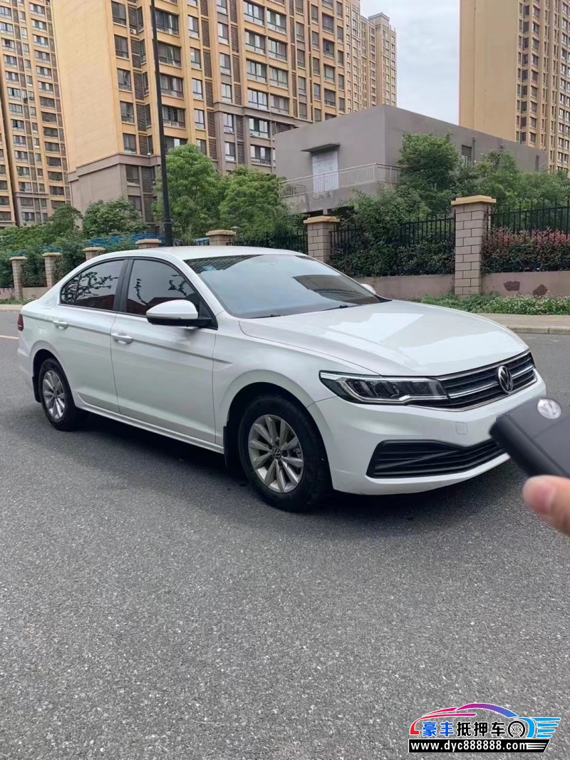 22年大众宝来轿车抵押车出售