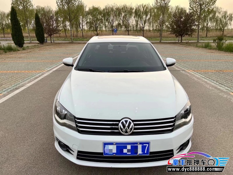 15年大众宝来轿车抵押车出售