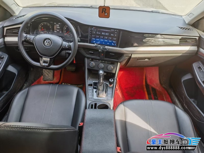 18年大众宝来轿车抵押车出售