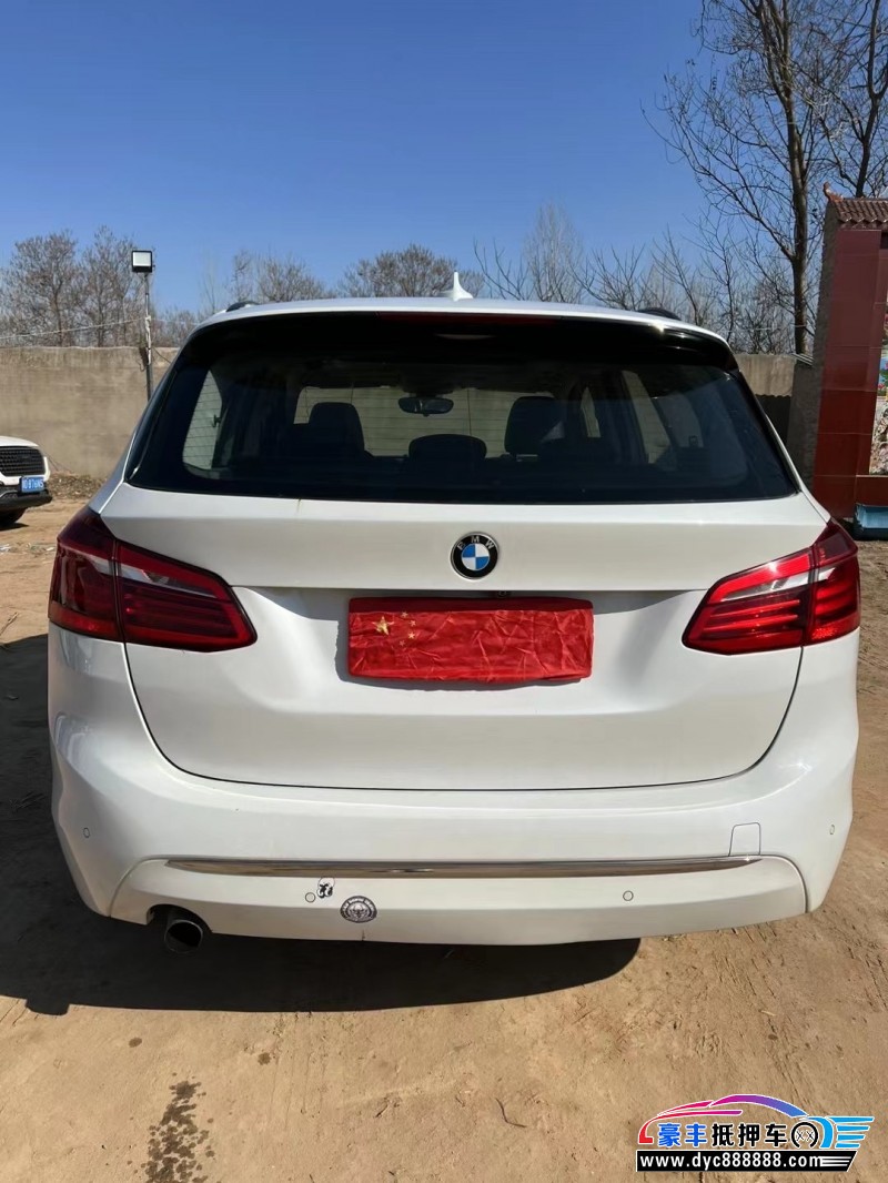 16年宝马2系轿车抵押车出售