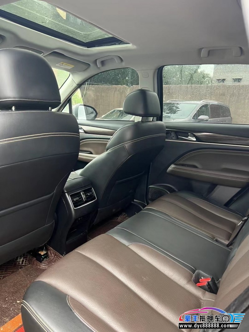 19年传祺GS5轿车抵押车出售