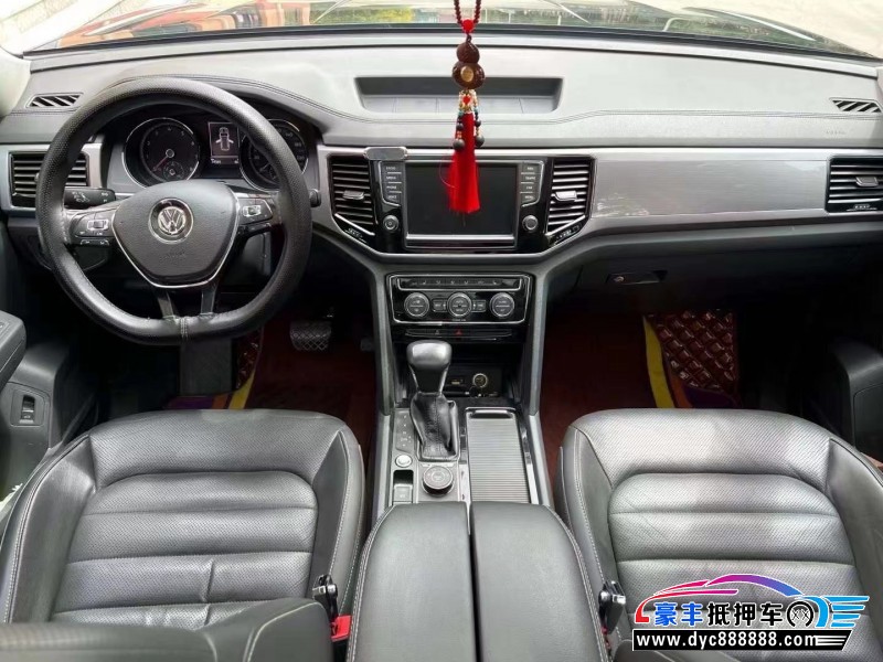 17年大众途昂轿车抵押车出售