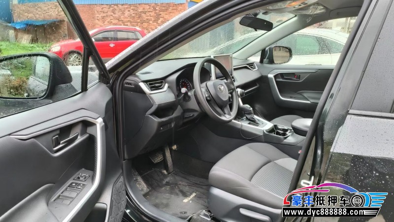 23年丰田威兰达SUV抵押车出售