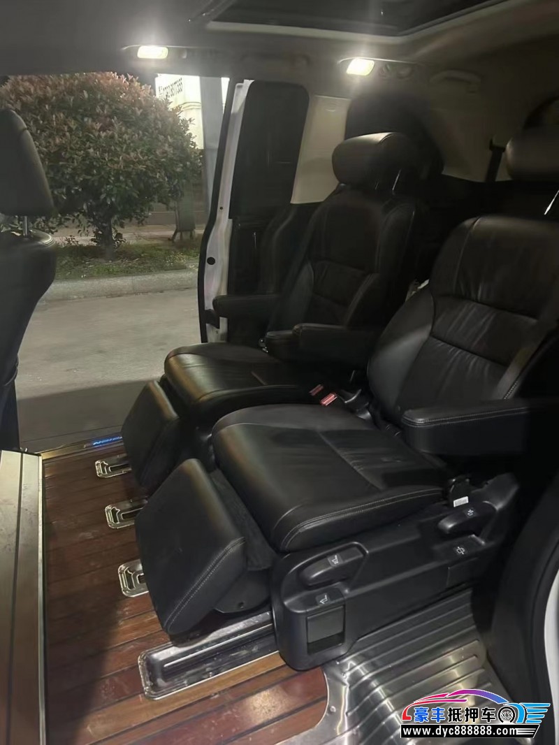 19年本田艾力绅轿车抵押车出售