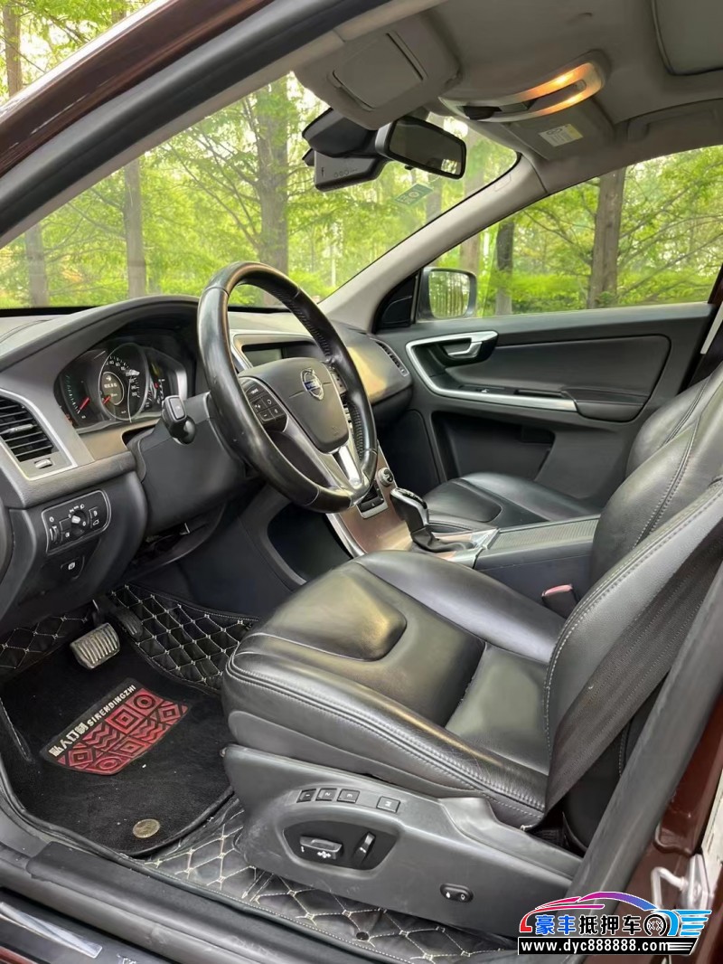 16年沃尔沃XC60轿车抵押车出售