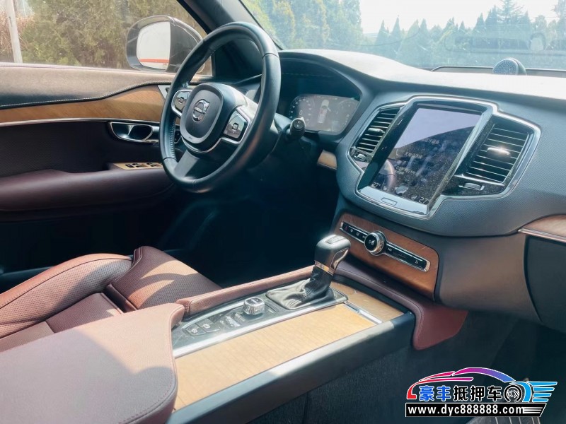 16年沃尔沃XC90轿车抵押车出售