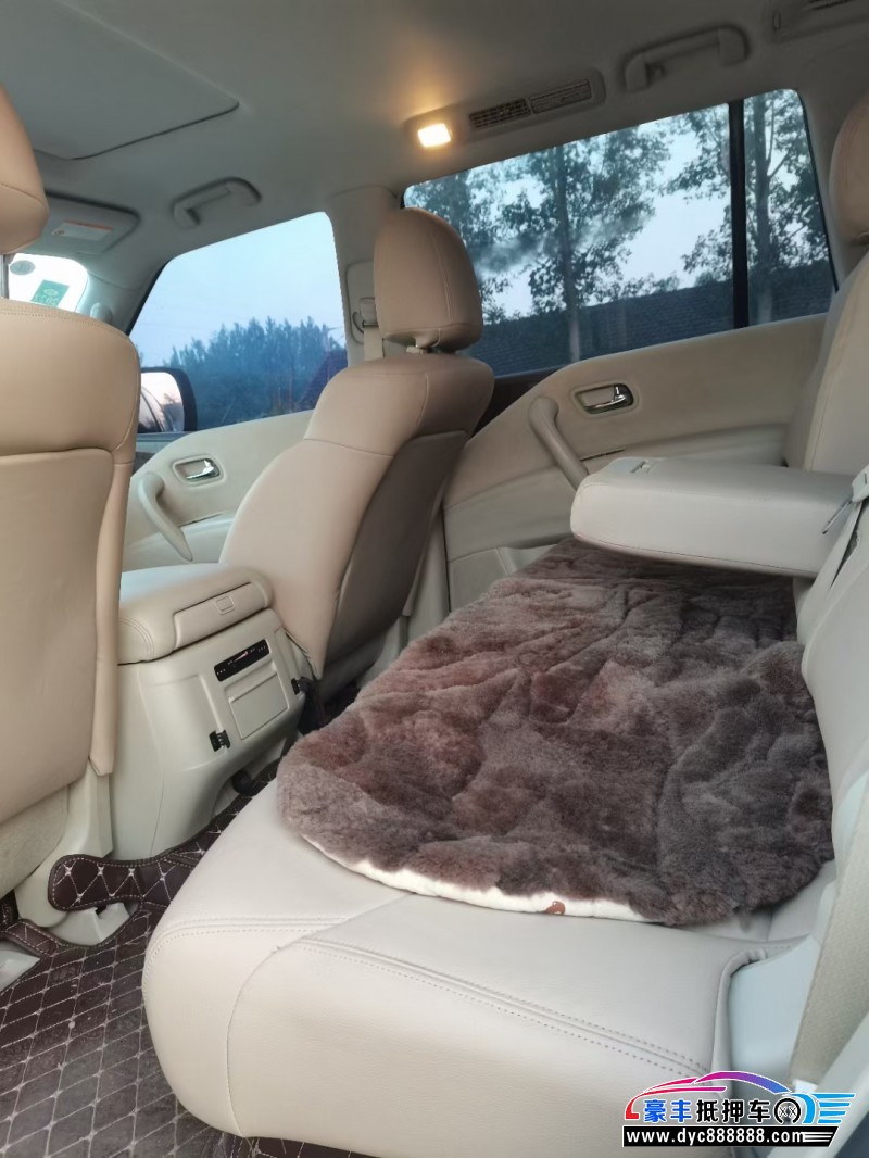 18年日产途乐轿车抵押车出售