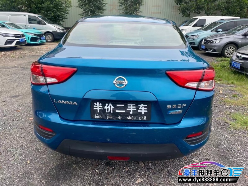 17年日产蓝鸟轿车抵押车出售