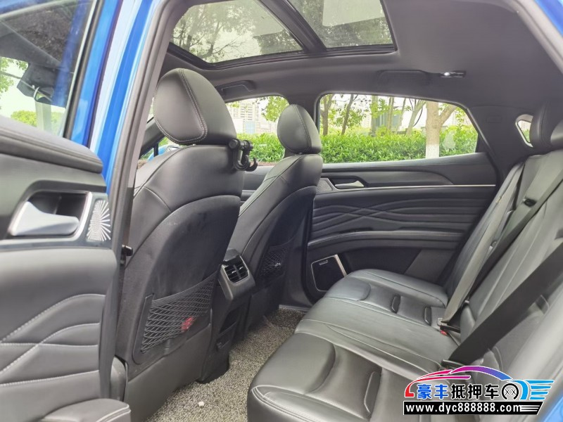 19年东风风光ix5轿车抵押车出售