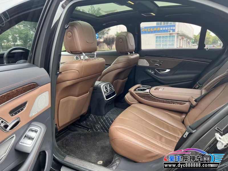 18年奔驰S级轿车抵押车出售