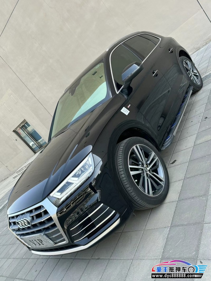 21年奥迪Q5轿车抵押车出售