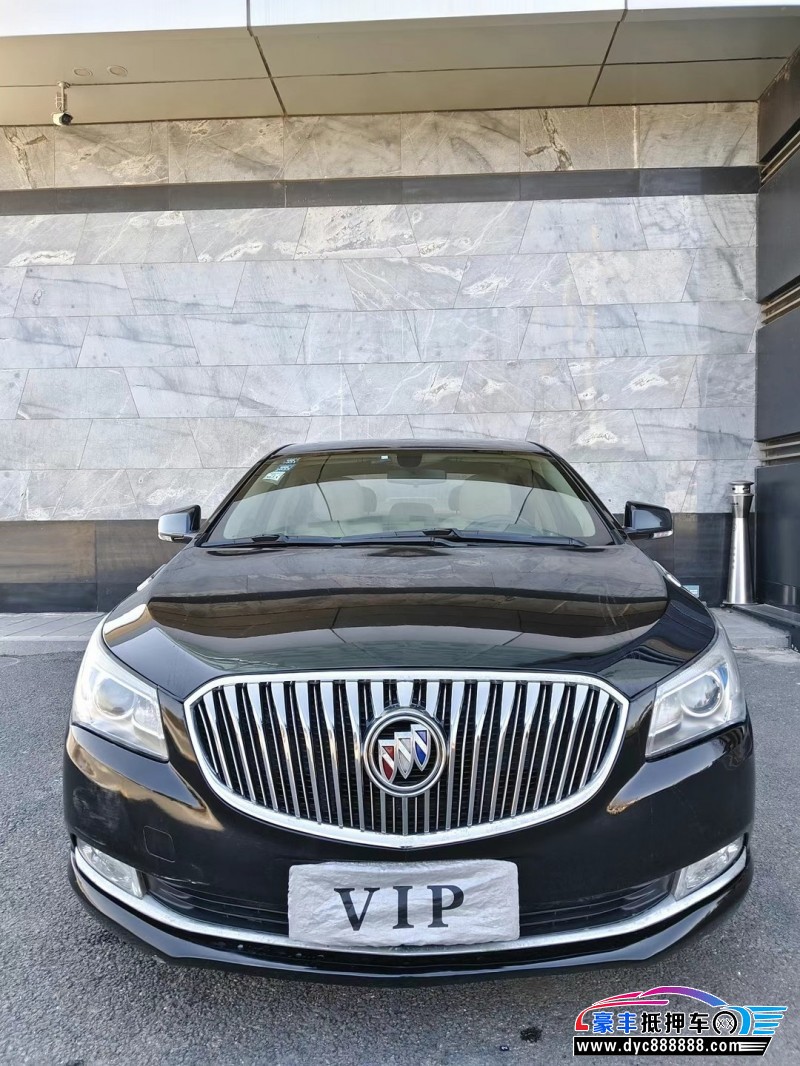 15年别克君越轿车抵押车出售