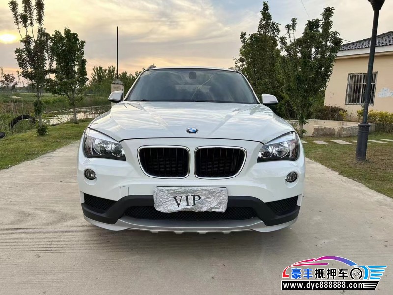 15年宝马X1轿车抵押车出售