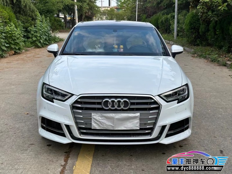 20年奥迪A3轿车抵押车出售