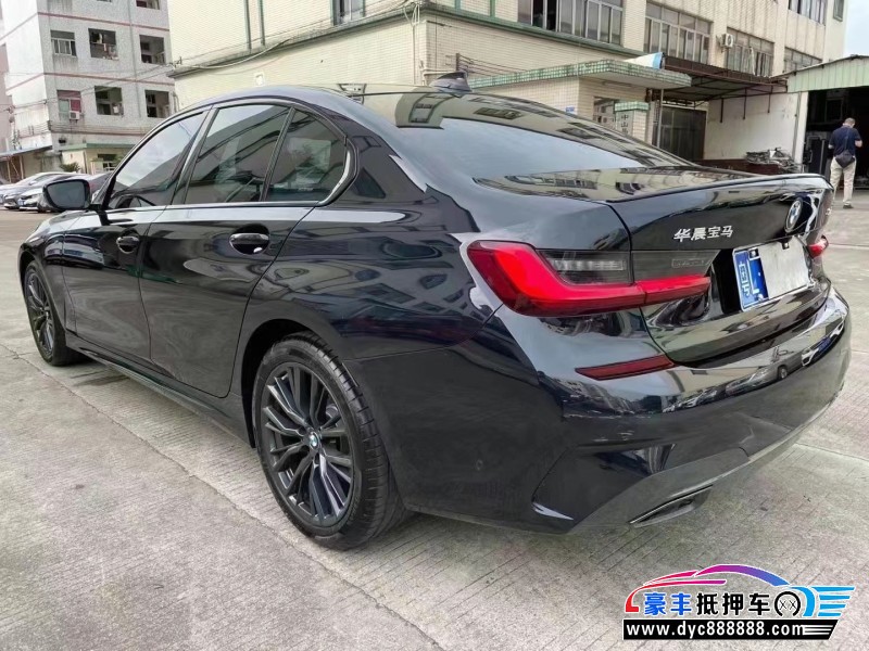 22年宝马3系轿车抵押车出售