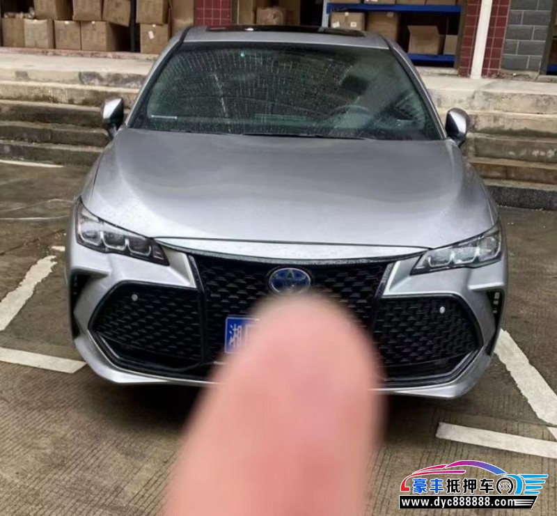 22年丰田亚洲龙轿车抵押车出售