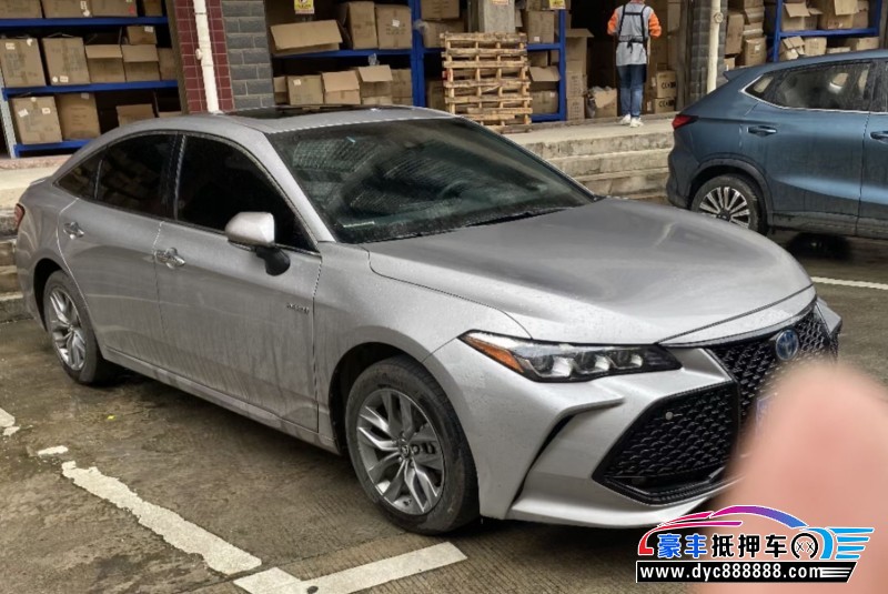 22年丰田亚洲龙轿车抵押车出售