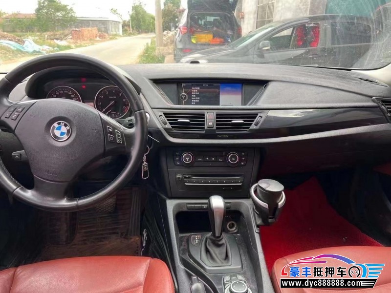 11年宝马X1轿车抵押车出售