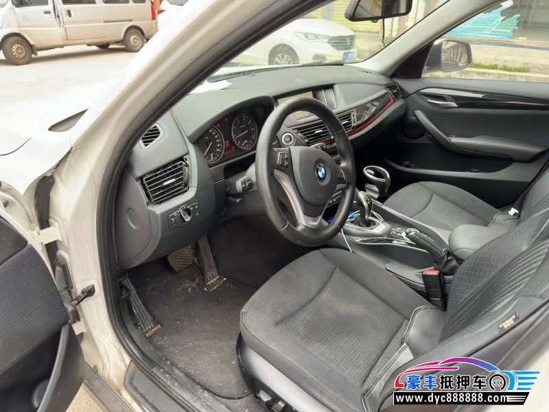 16年宝马X1轿车抵押车出售