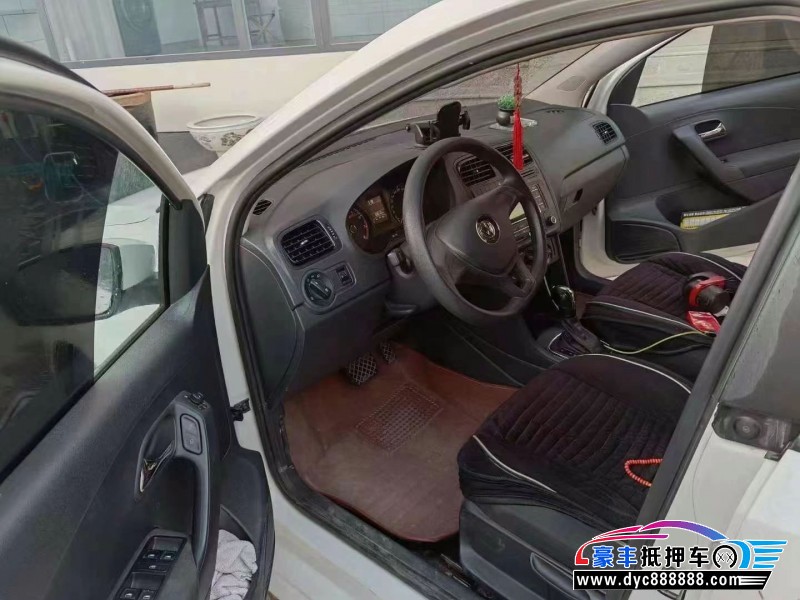 18年大众polo轿车抵押车出售