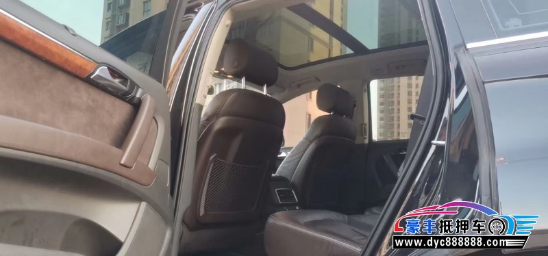 14年奥迪Q7轿车抵押车出售