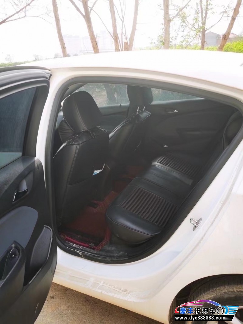 17年雪佛兰科鲁兹轿车抵押车出售