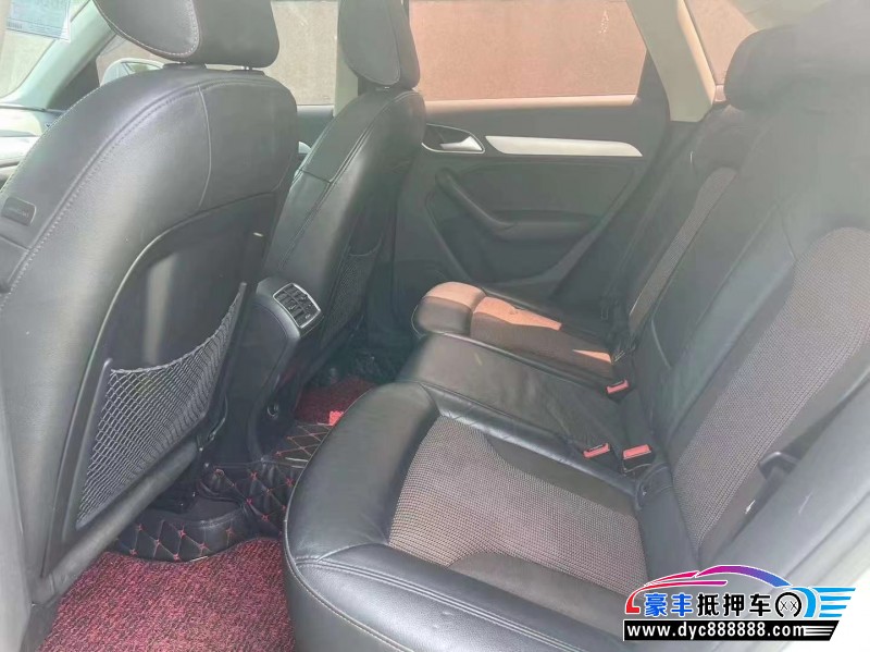 17年奥迪Q3轿车抵押车出售