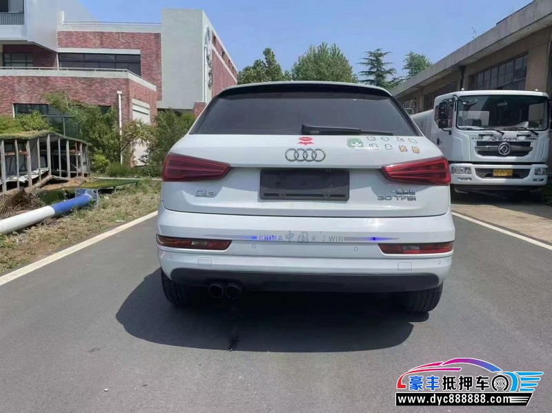 17年奥迪Q3轿车抵押车出售