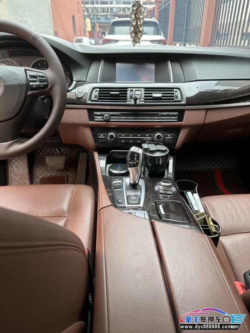 14年宝马5系轿车抵押车出售