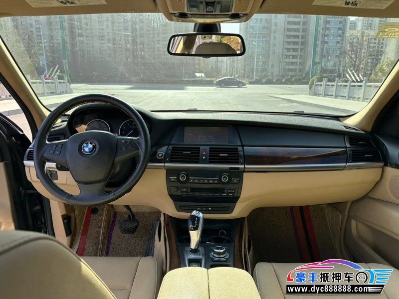 14年宝马X5轿车抵押车出售