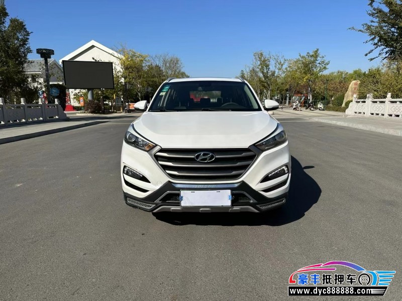 18年现代途胜轿车抵押车出售