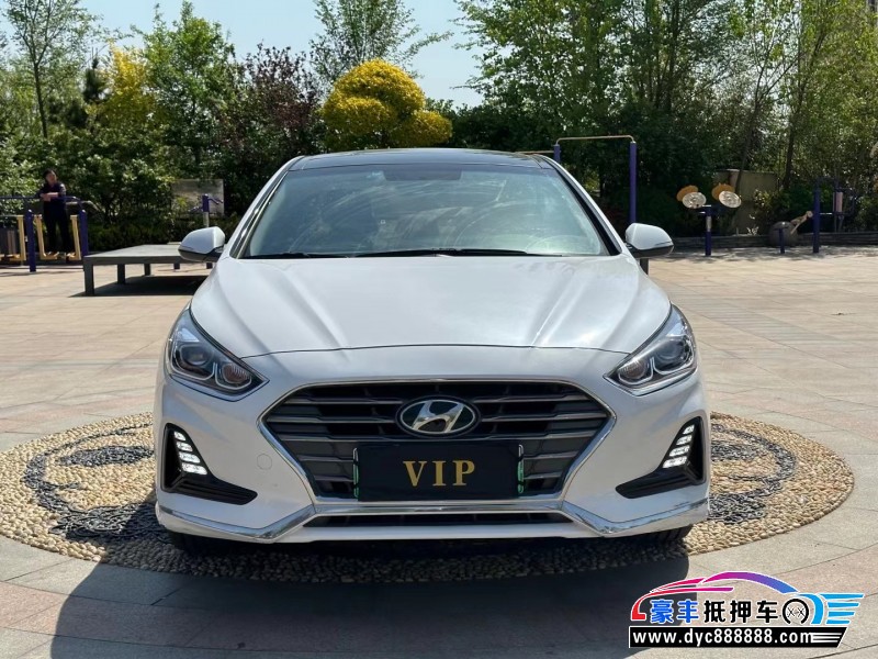 21年现代索纳塔轿车抵押车出售