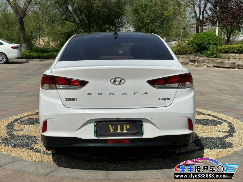 21年现代索纳塔轿车抵押车出售