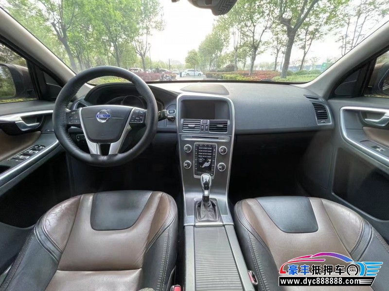 15年沃尔沃XC60SUV抵押车出售