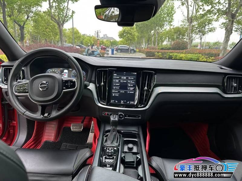 20年沃尔沃S60轿车抵押车出售