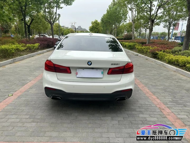 18年宝马5系轿车抵押车出售